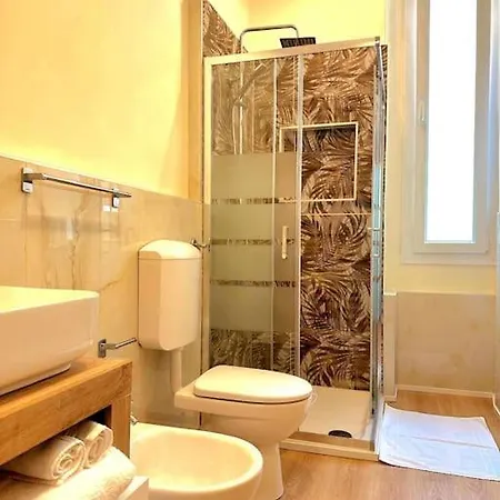 Casa Chanel Elegante Con 3 Camere, 2 Bagni E Parcheggio Gratuito